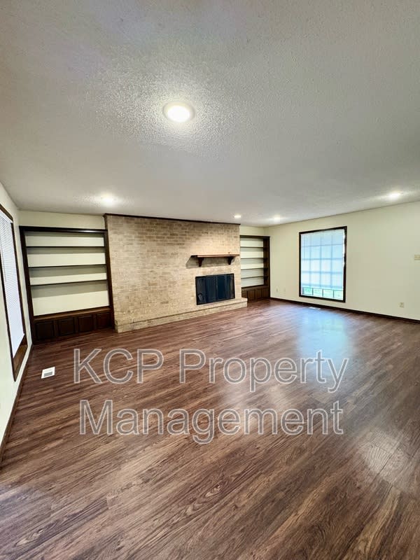 4802 South U – photo 5