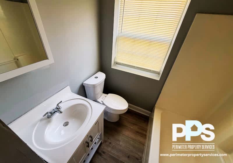1372 Cleveland Ave – photo 2
