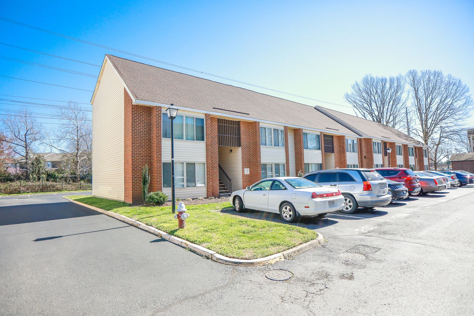 Low Maintenance Living In Prime Hampton Roads Area – photo 2