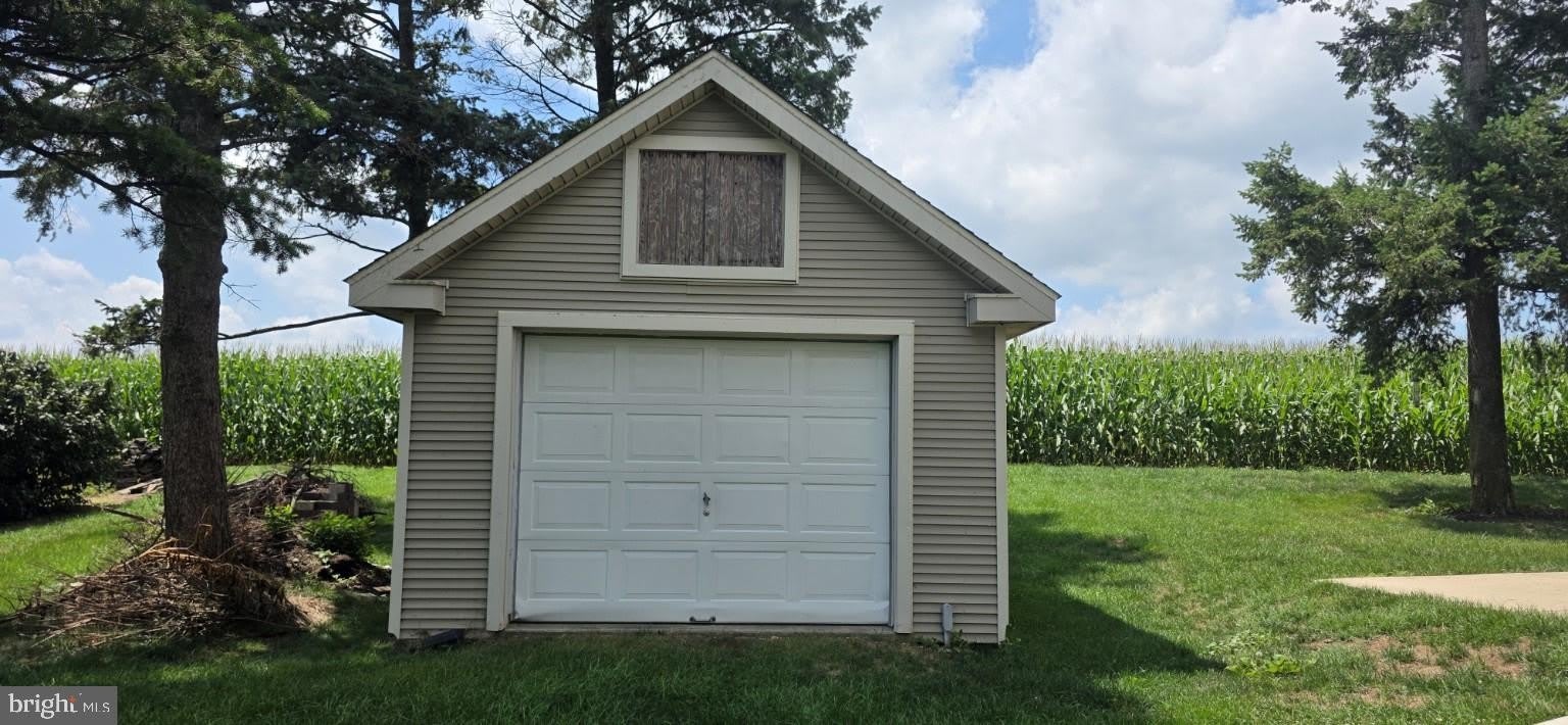 1176 N STRICKLER Road – photo 4