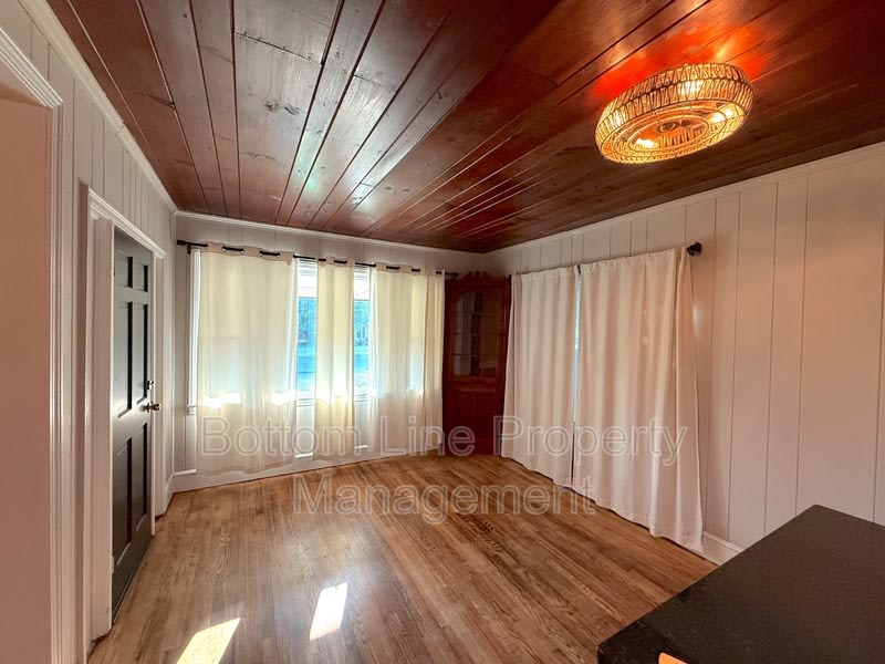 613 Charlotte Ave – photo 4
