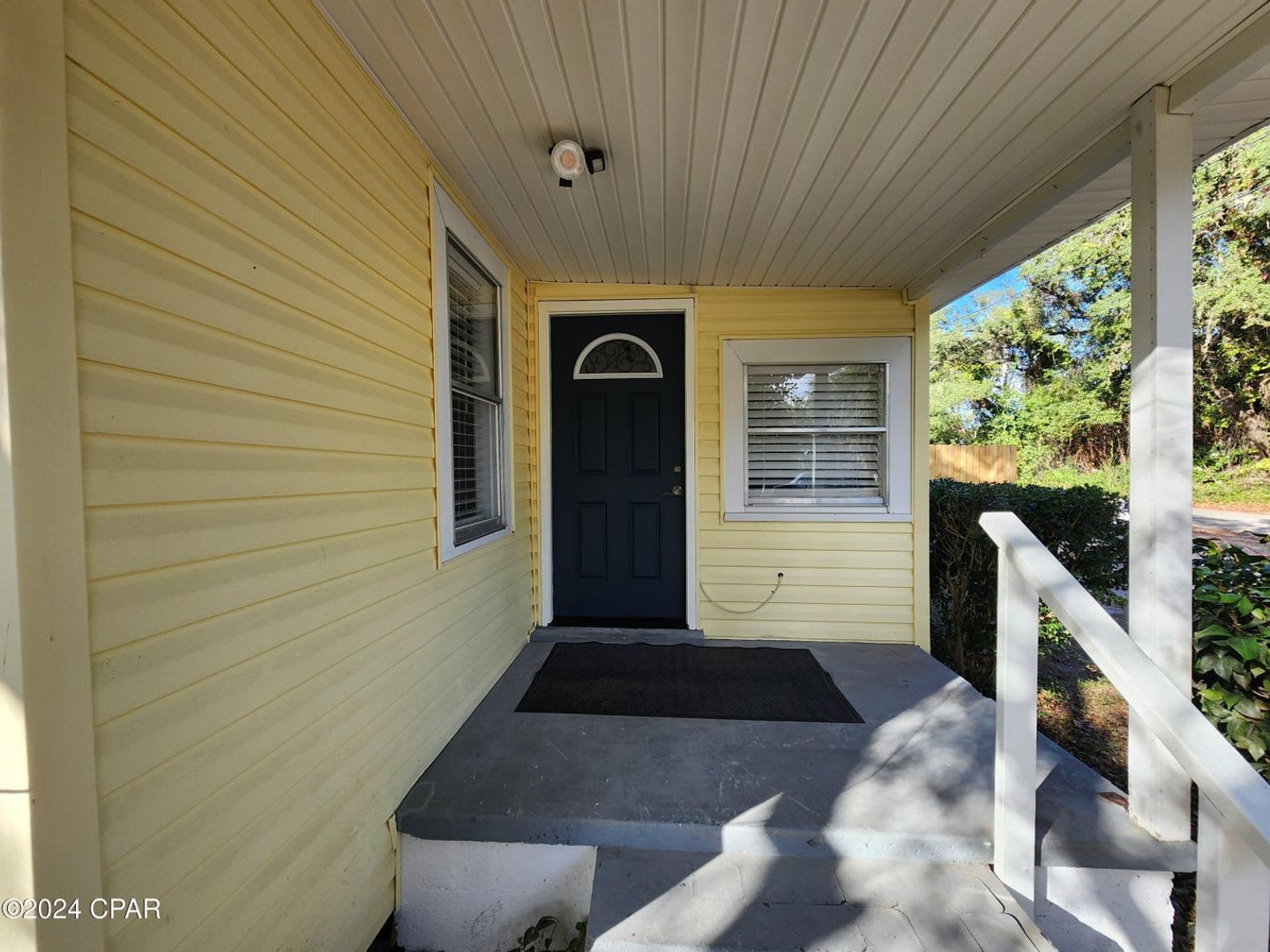 Tiny home vibe on a large private lot!! – photo 4