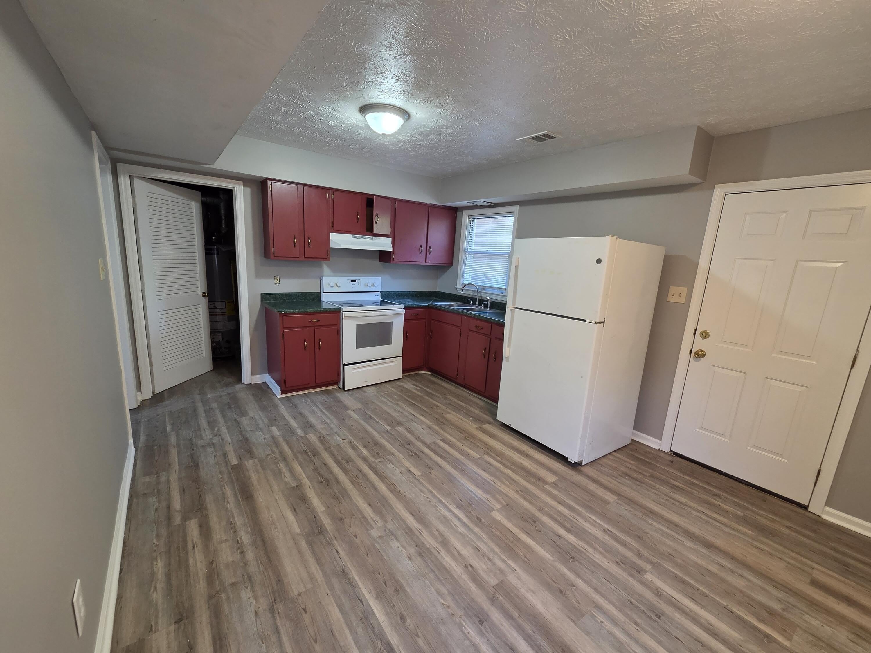 3411 Sutherland Drive – photo 4