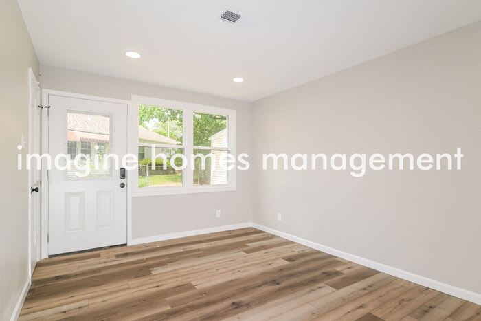 1208 San Jacinto Court – photo 4