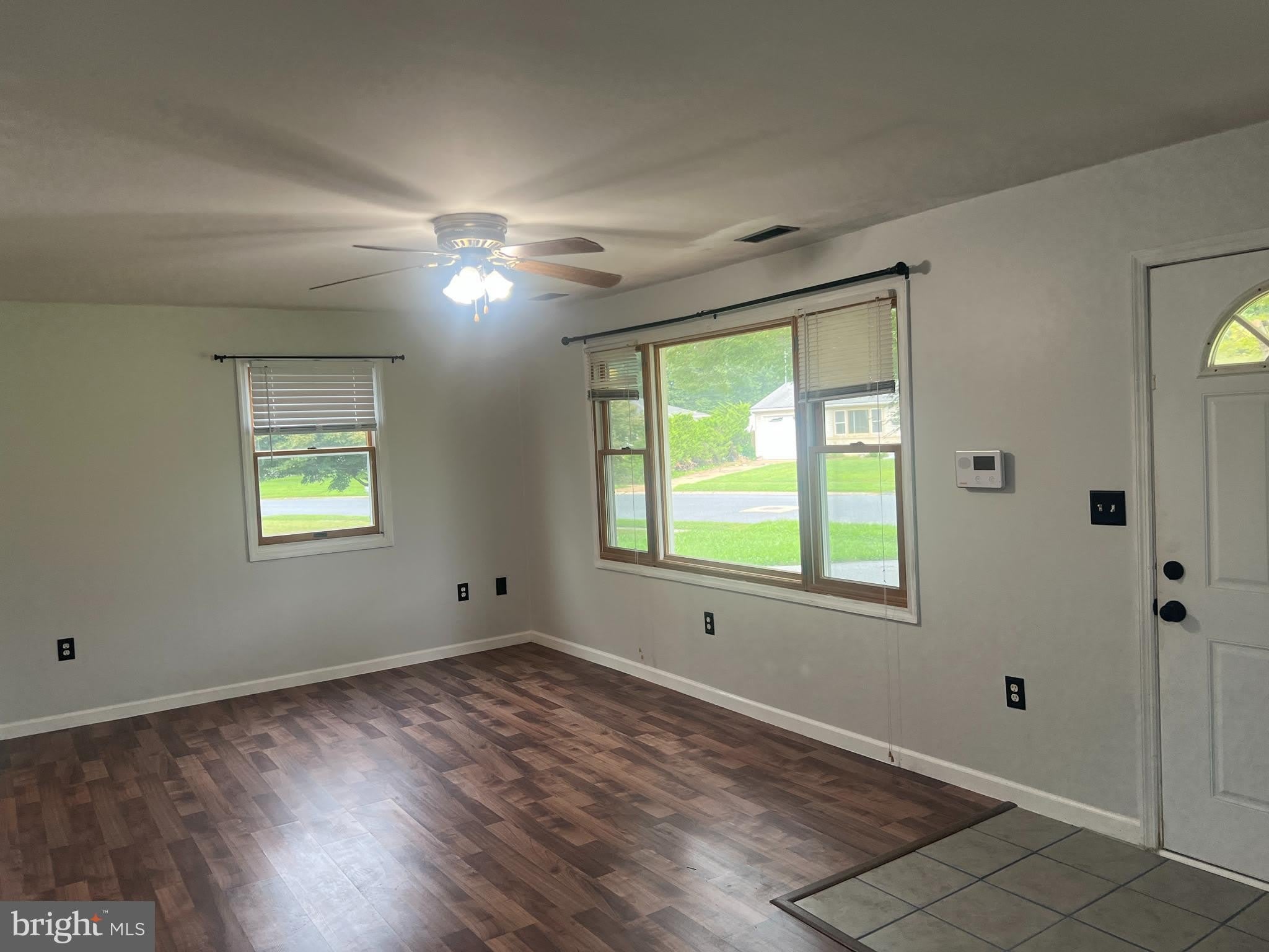 211 N BROWNLEAF Road – photo 5
