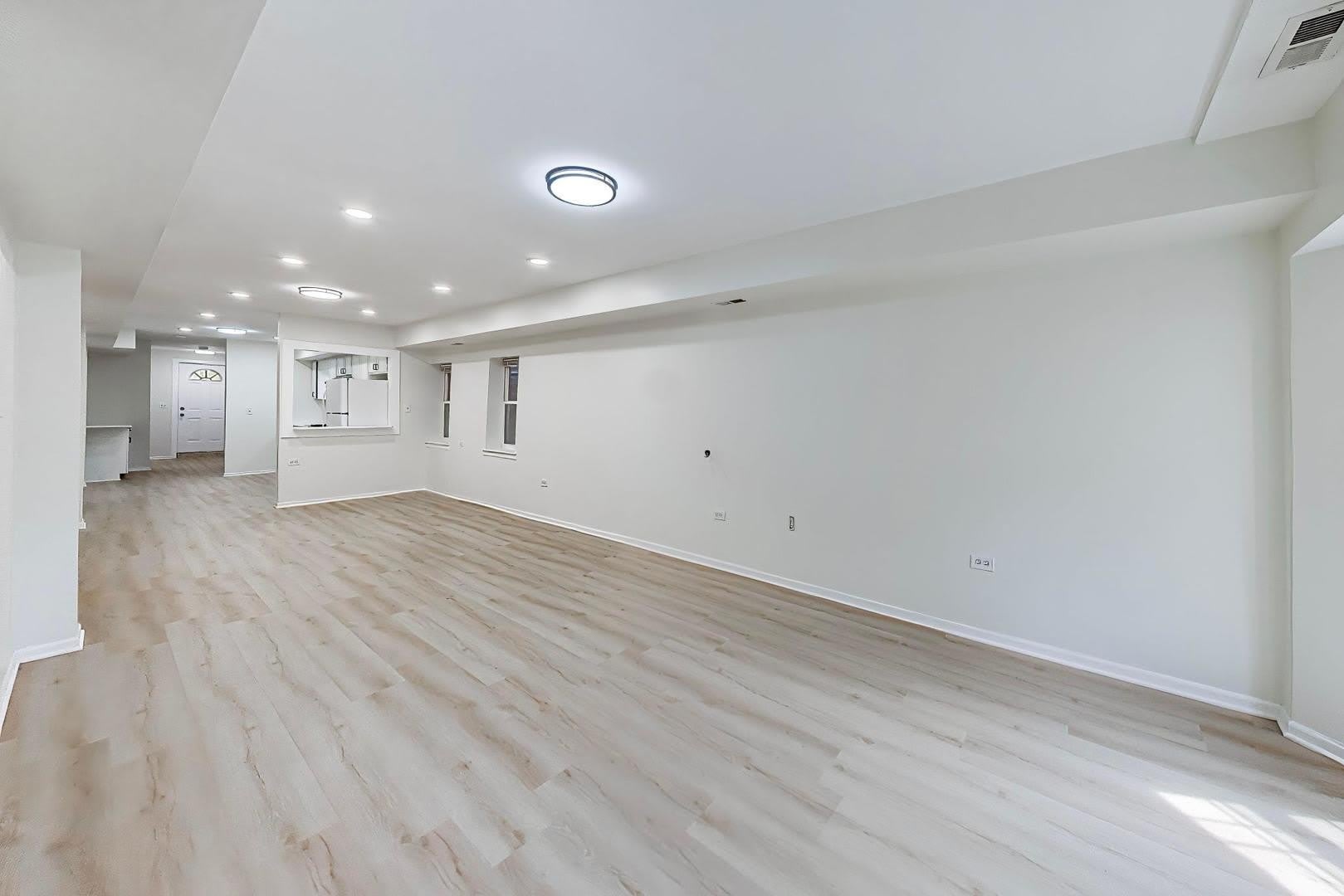 3115 N Oakley Avenue – photo 5