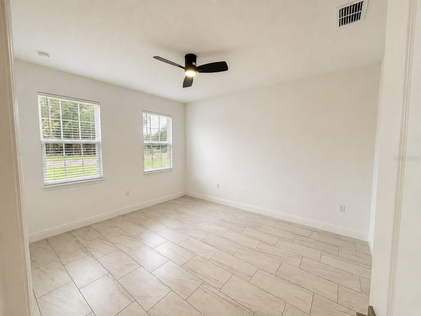 2741 W RUTLAND Drive – photo 5