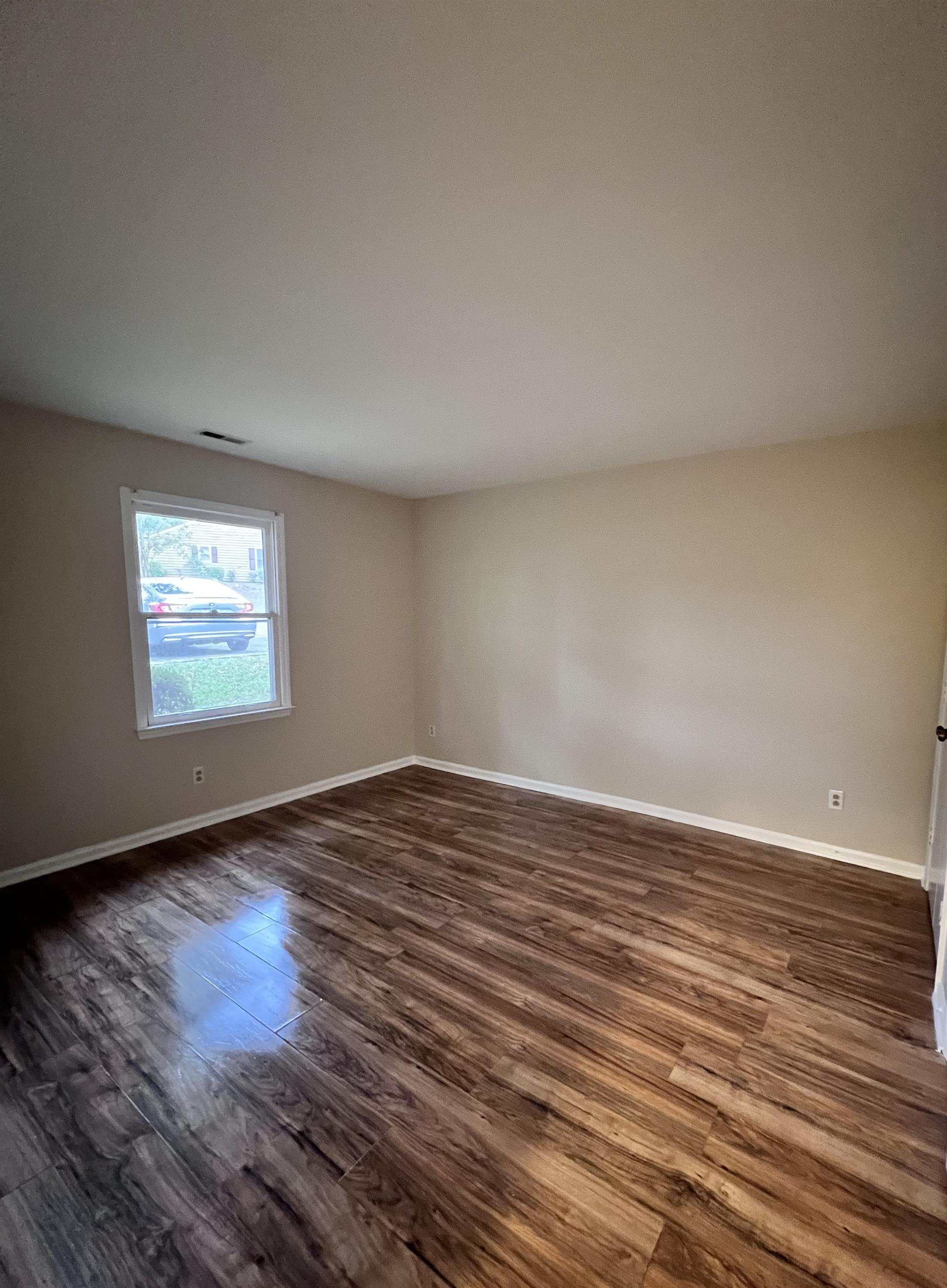 8326 Summerglen Circle – photo 4