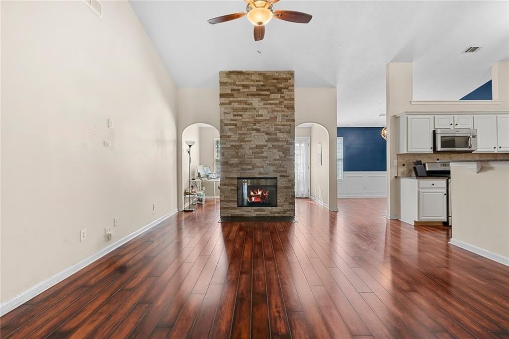 1755 Arborwood Drive – photo 2