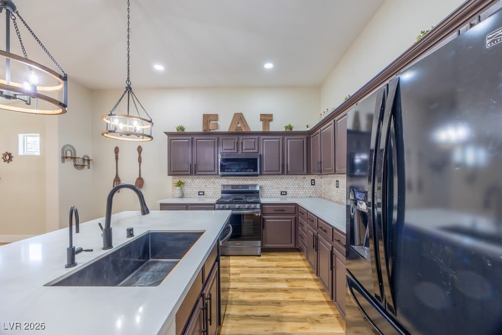 8217 Cabin Springs Avenue – photo 2