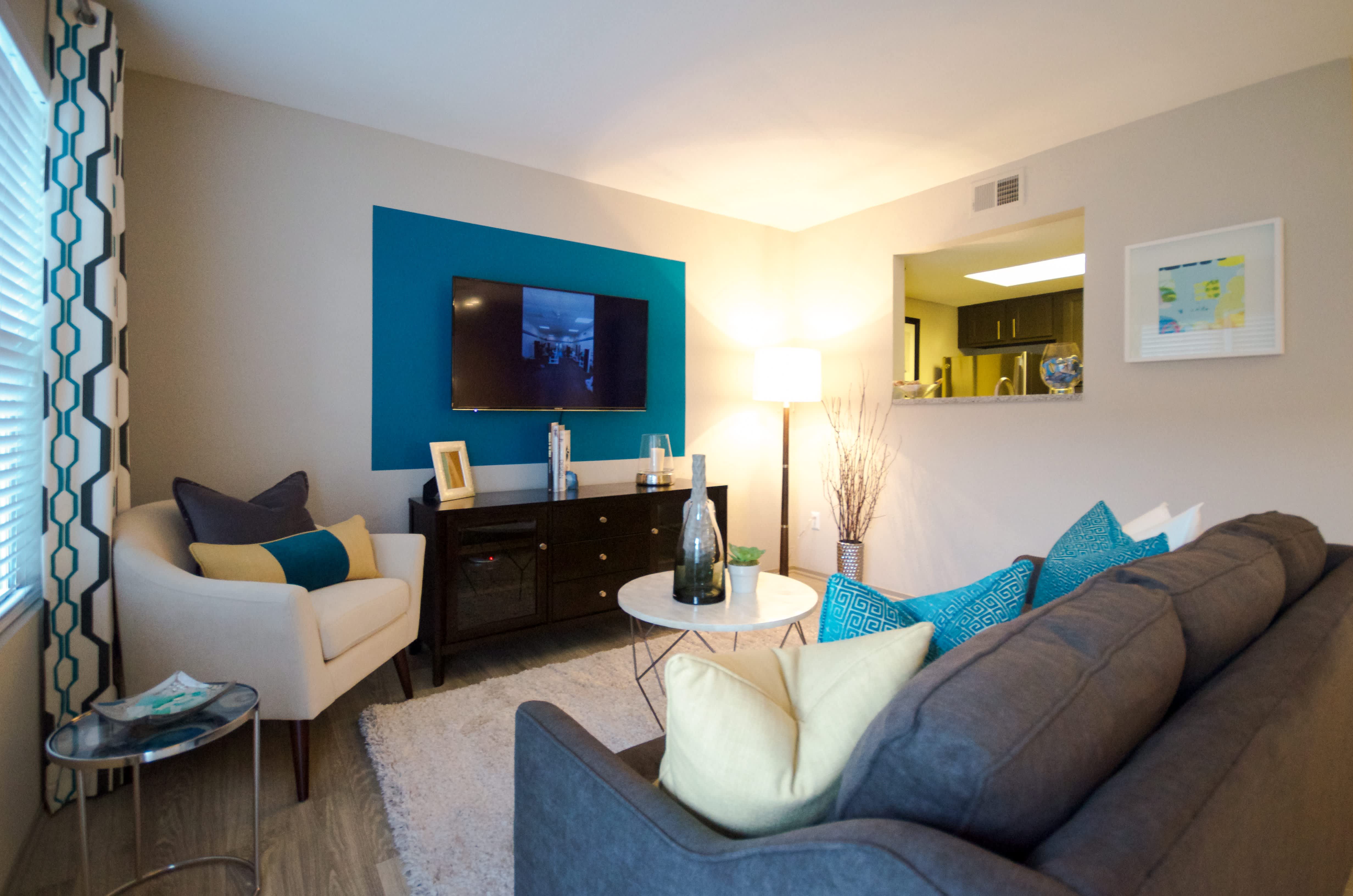 The Metropolitan – photo 2