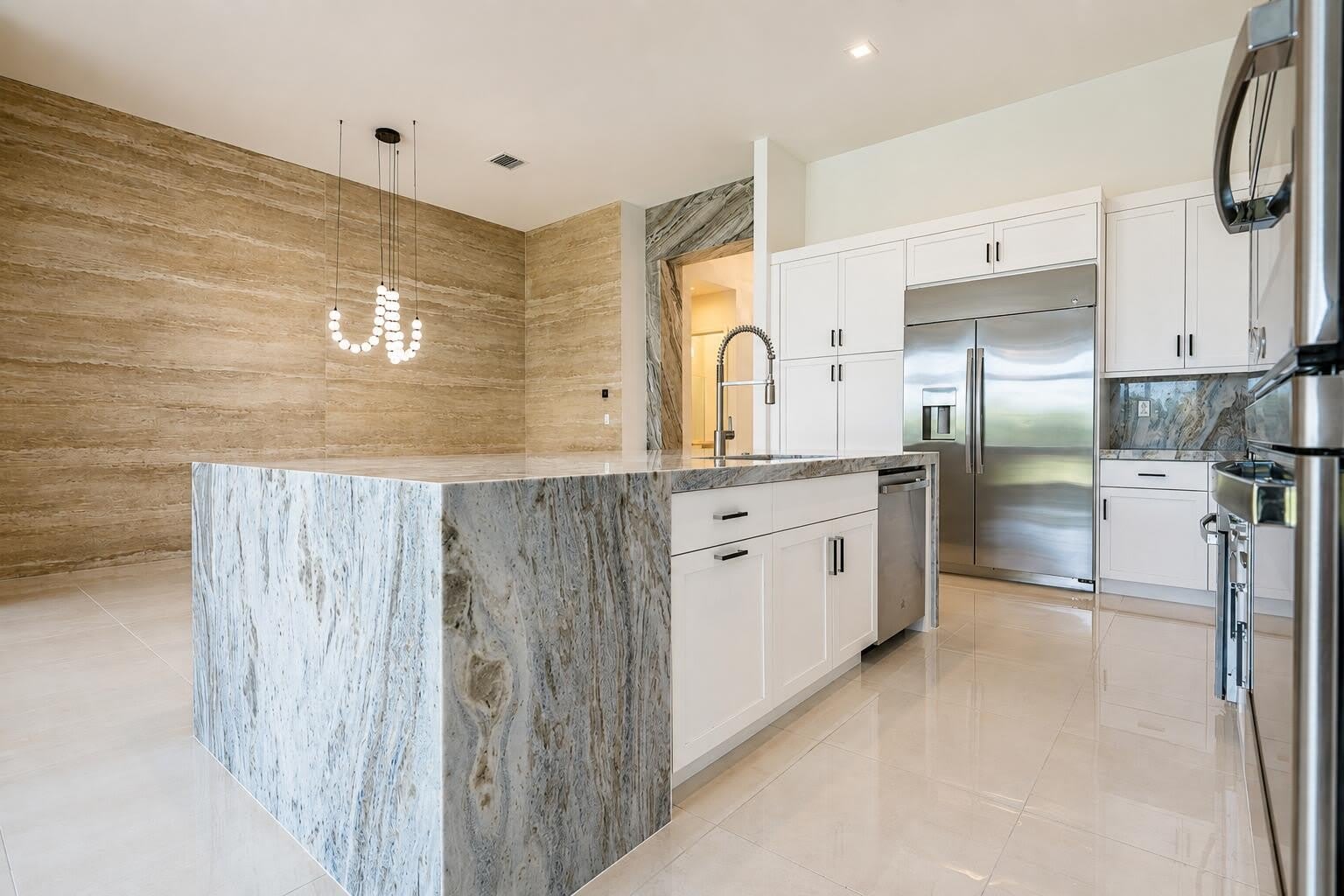 9597 Regal Palm Court – photo 5