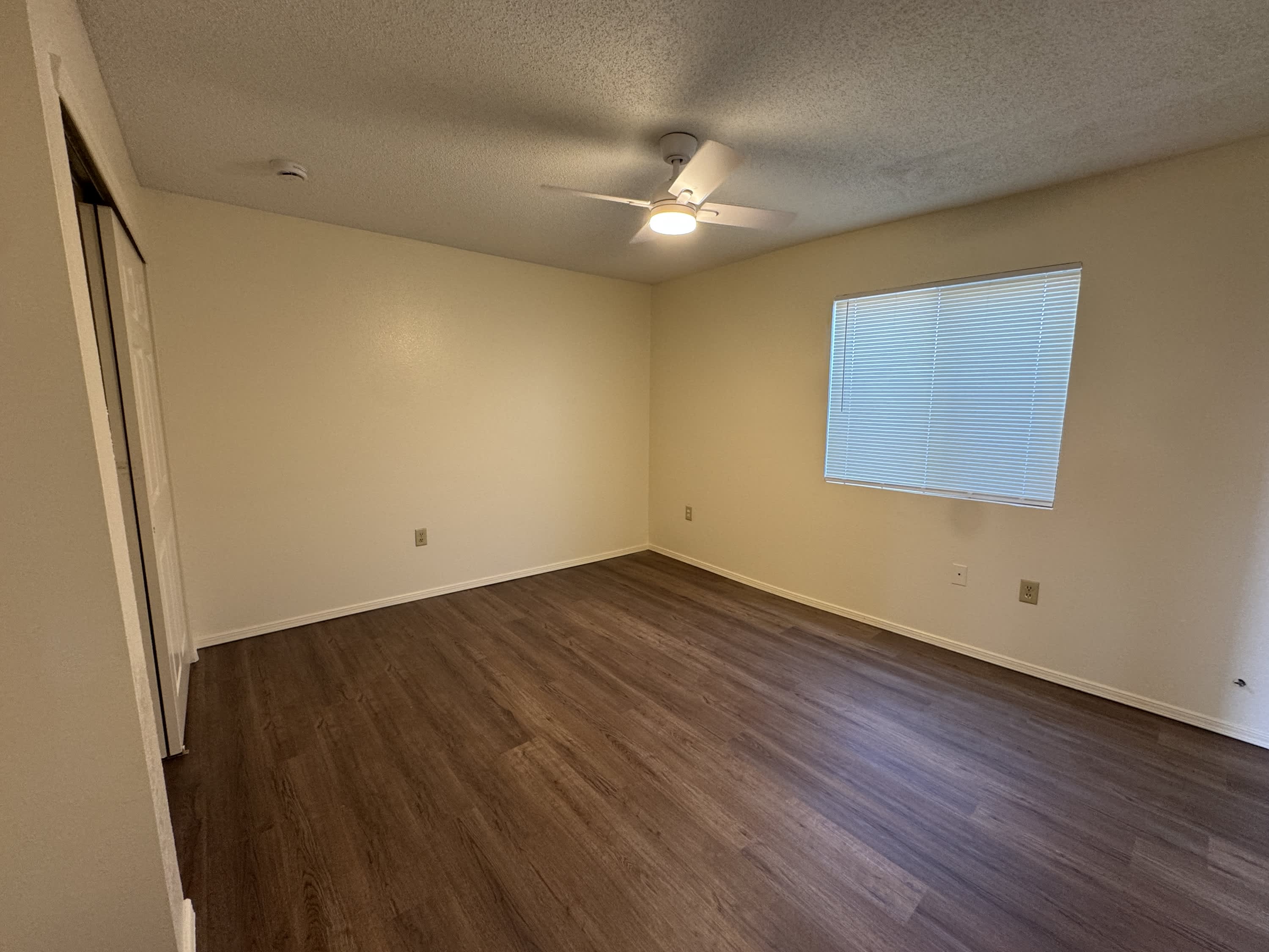 8715 Independence Drive #10 – photo 4