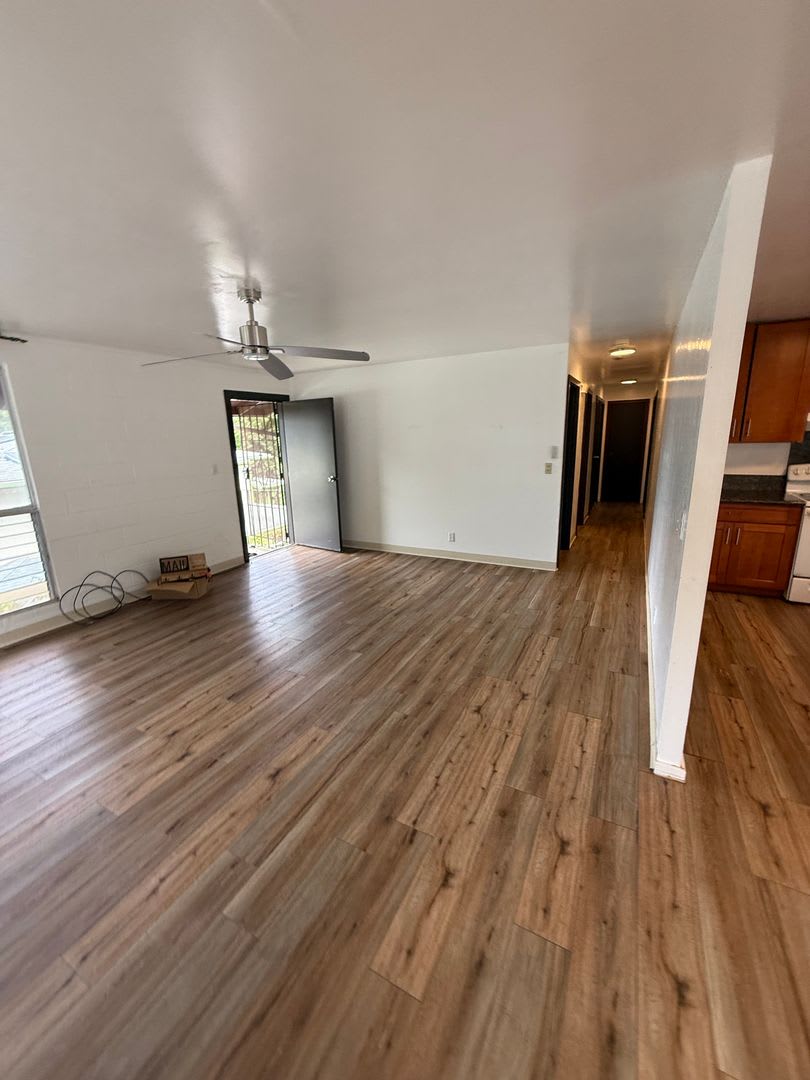 3-Bedroom, 2-Bath Upper Unit – Booth Road – photo 2