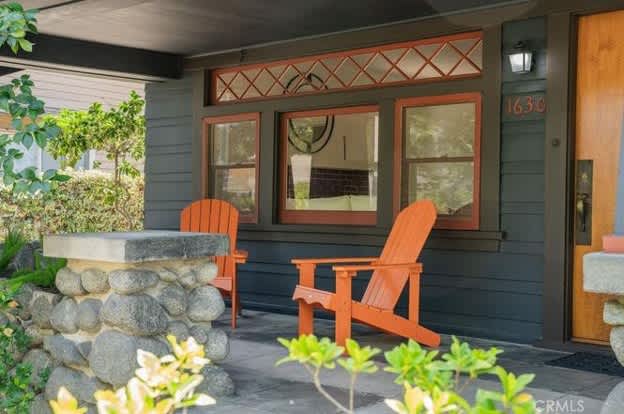 1630 Rose Villa St – photo 5