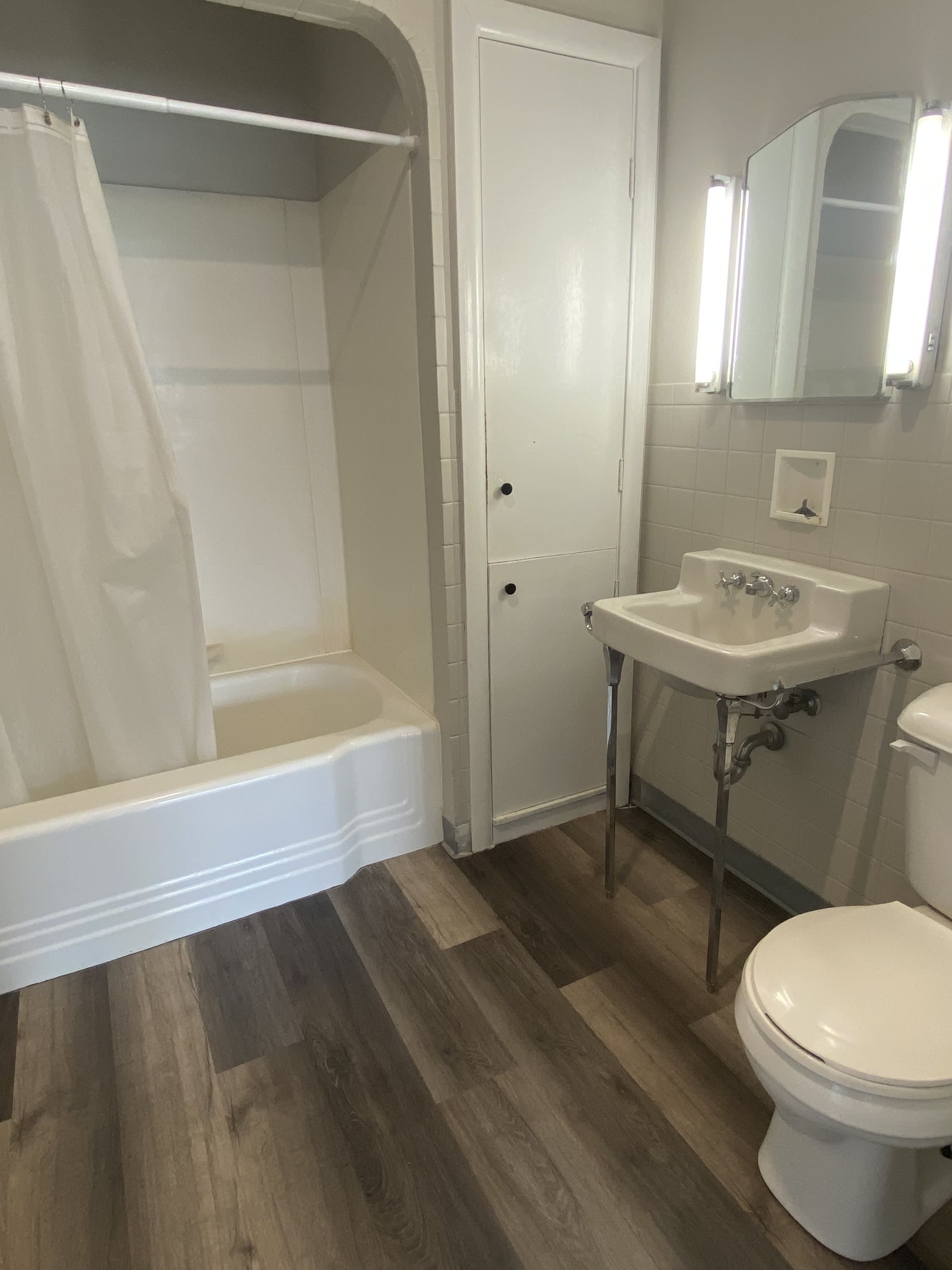 139 Webber Ave. #3 – photo 3
