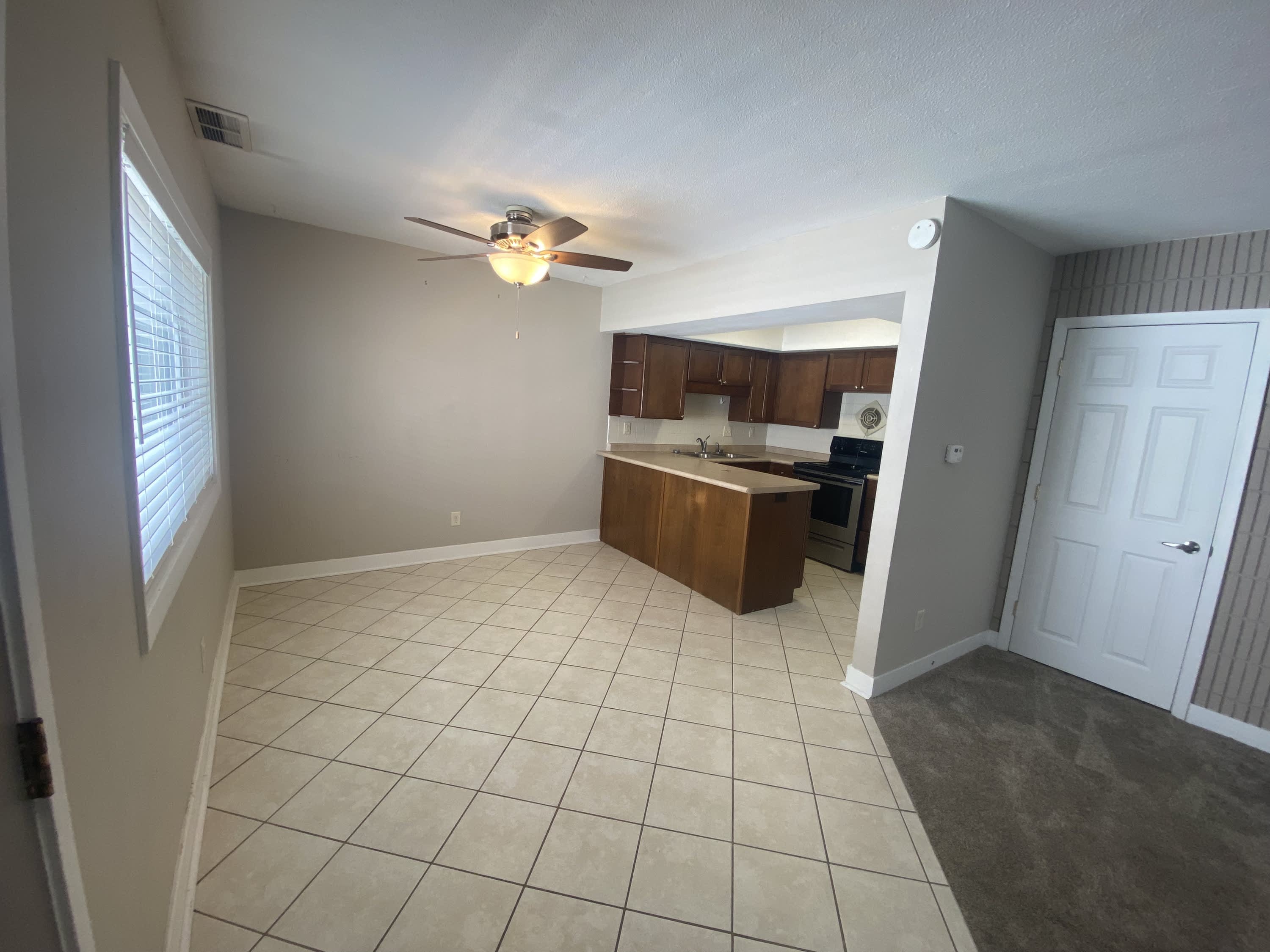 614 Ansborough Avenue – photo 1