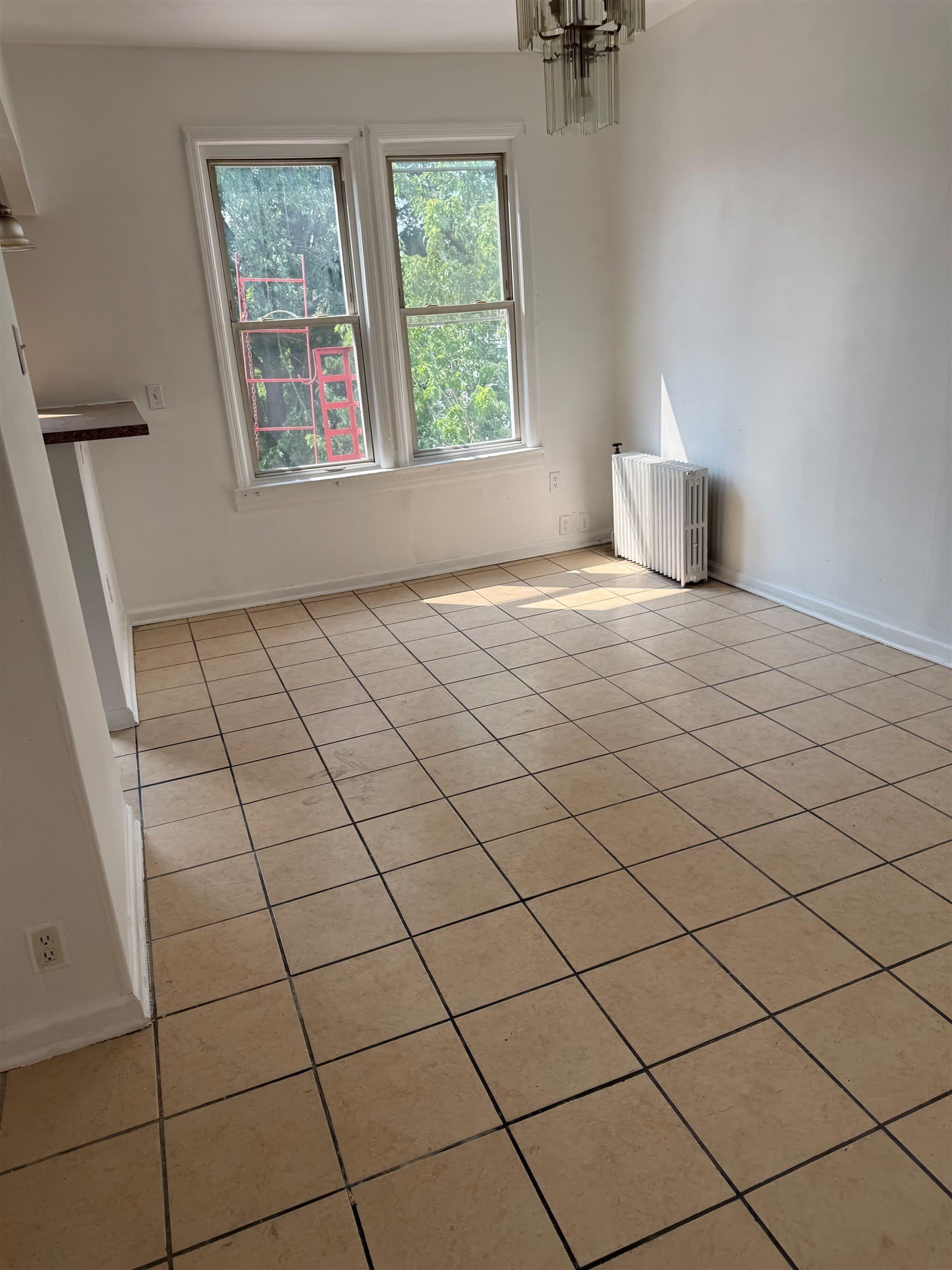 765 WESTSIDE AVE – photo 4