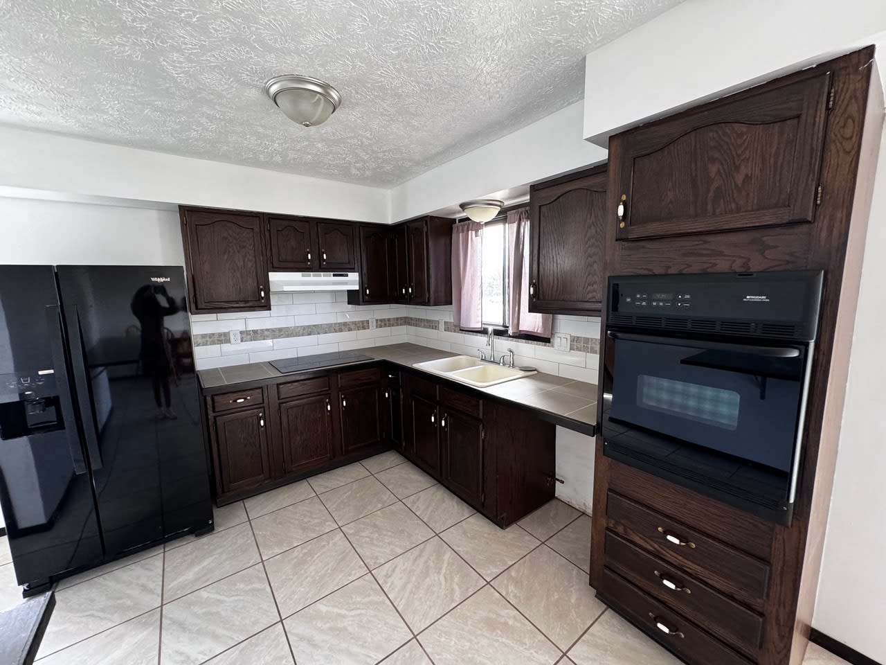 1040 Jade Drive – photo 4