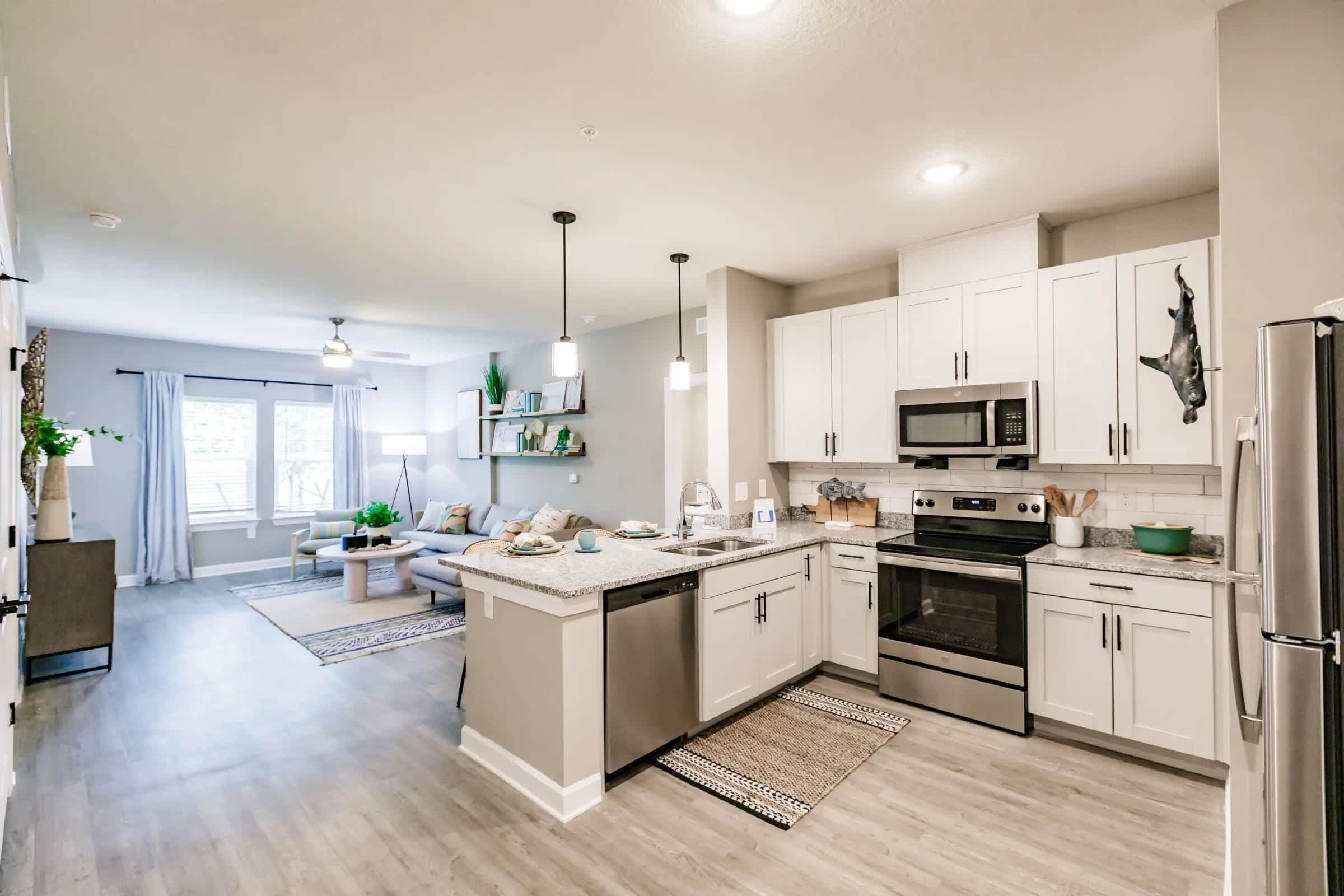 Vantage Apartments – photo 5