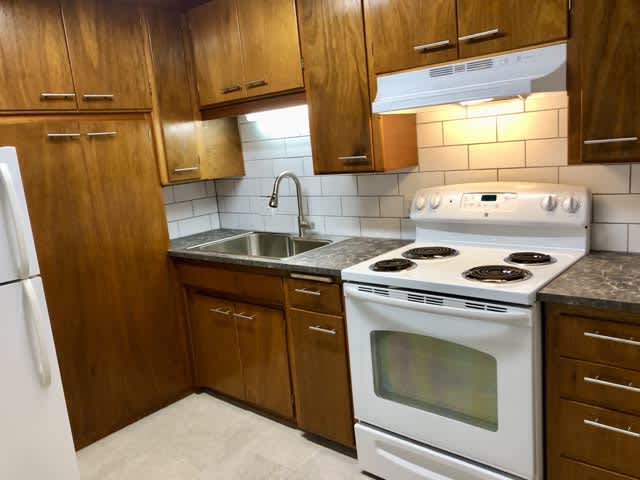 1213 Francis St – photo 1
