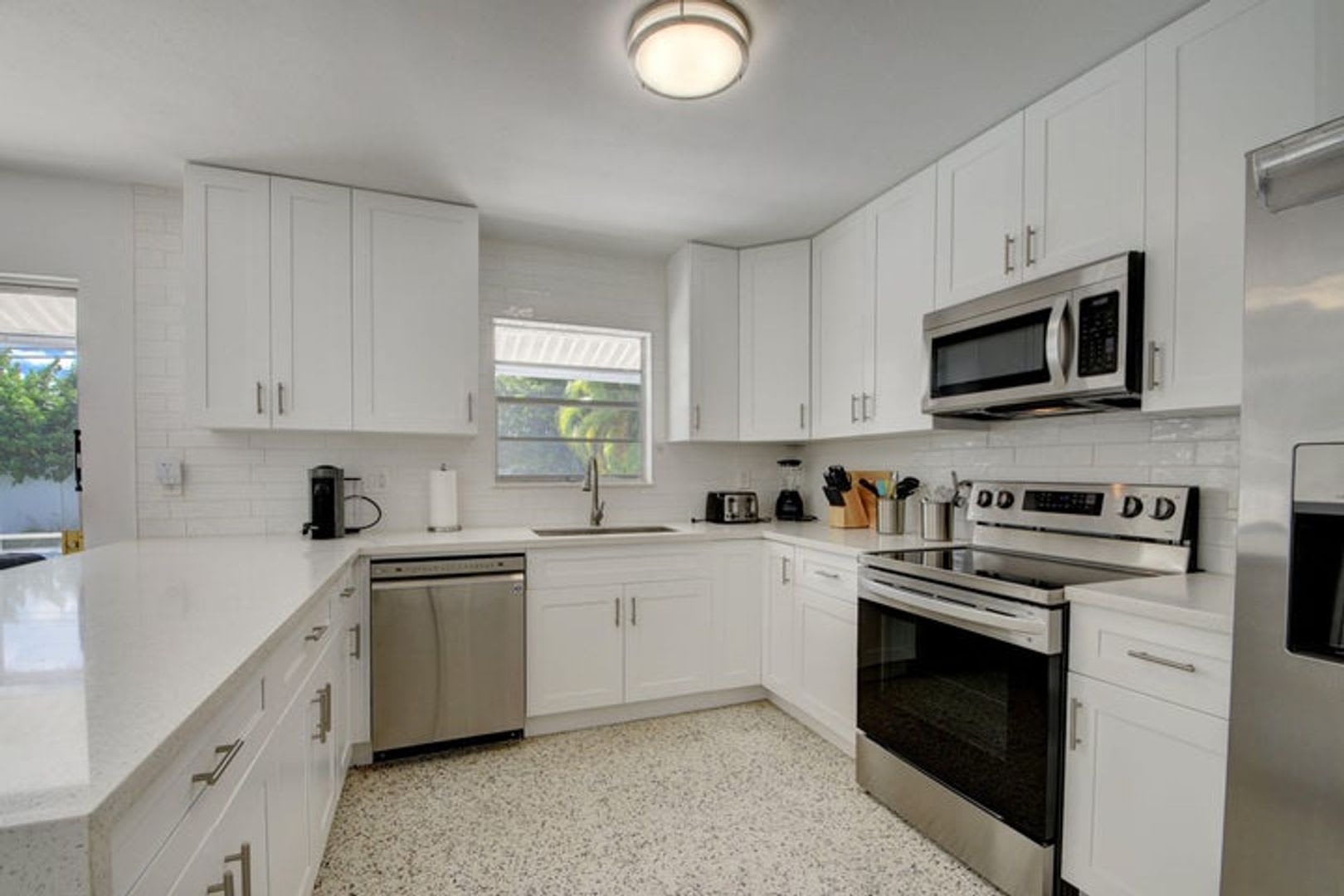 1171 Bimini Lane Singer Island Fl 33404 – photo 2