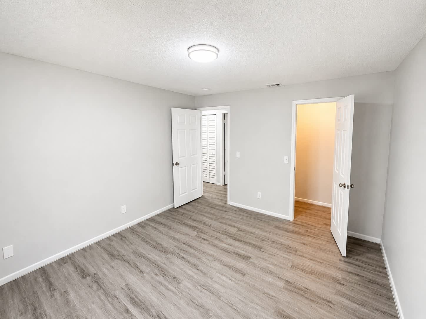 6912 N 22nd St – photo 5
