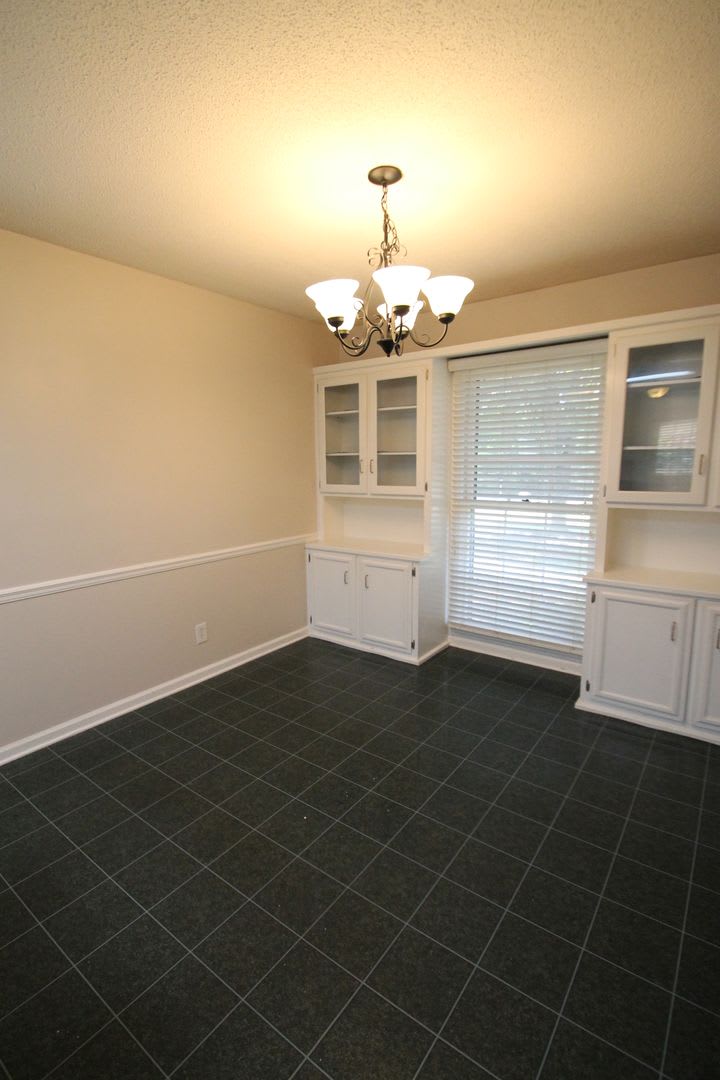 Exclusively Offered By Muse Realty Llc – photo 5