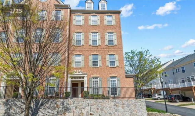 15164 Lancashire Drive – photo 4