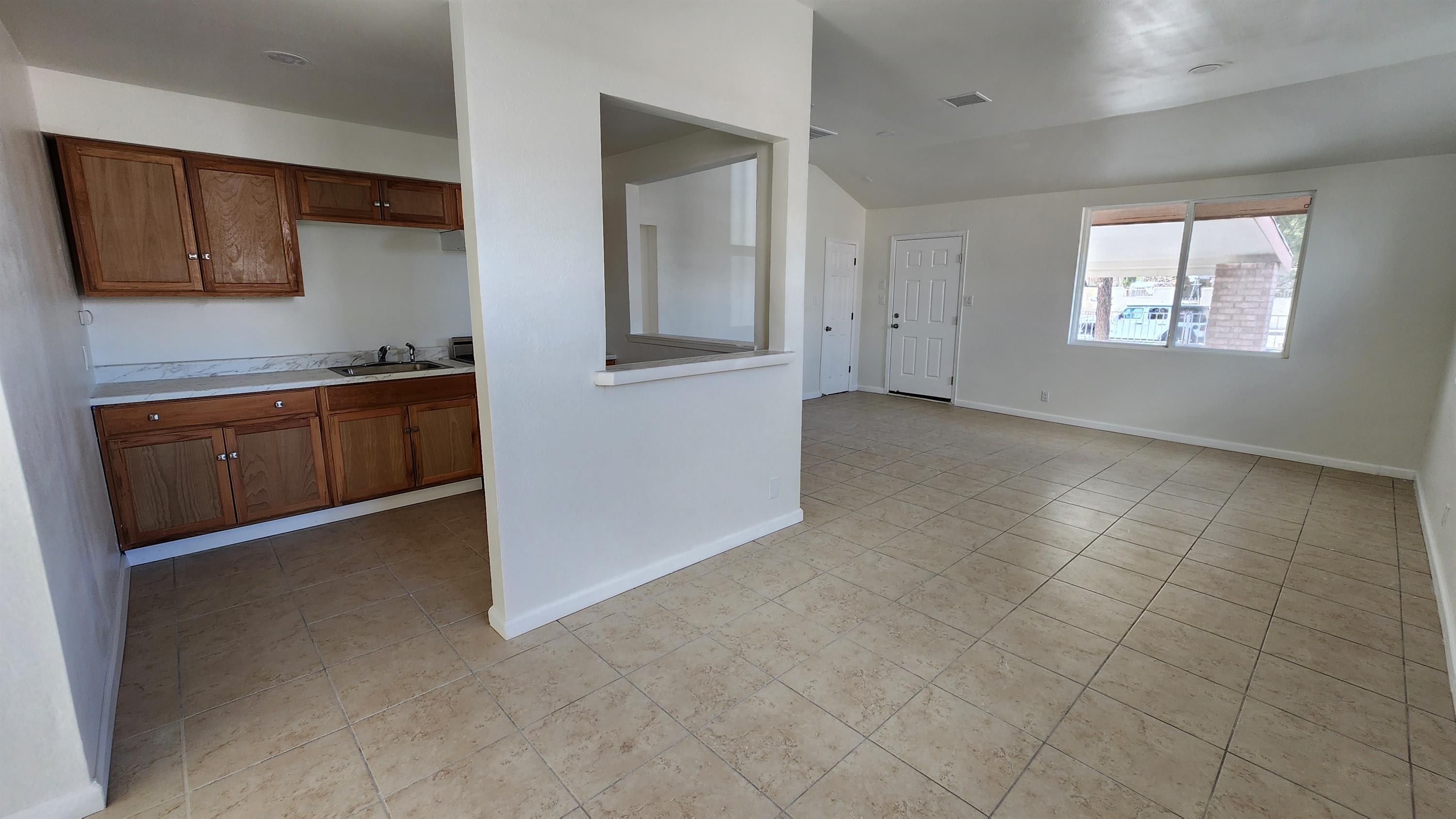 211 Edgewood Boulevard – photo 4
