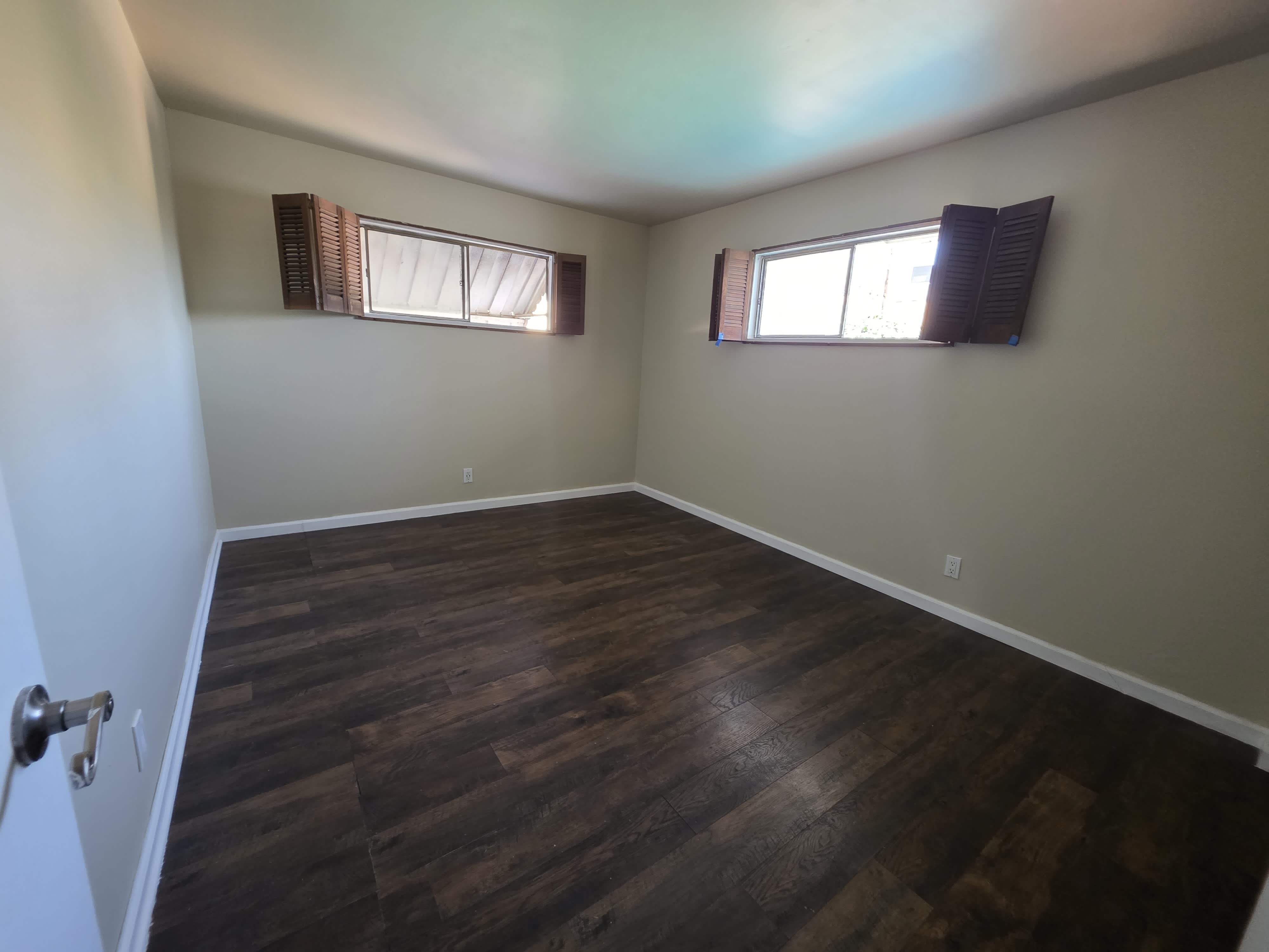 12323 Centralia Street – photo 4
