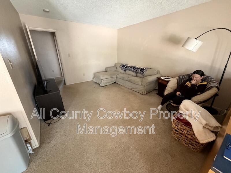 1463 N 17th St – photo 5