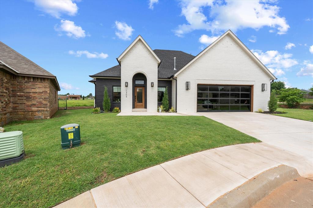 1304 Katelyn Ct – photo 2