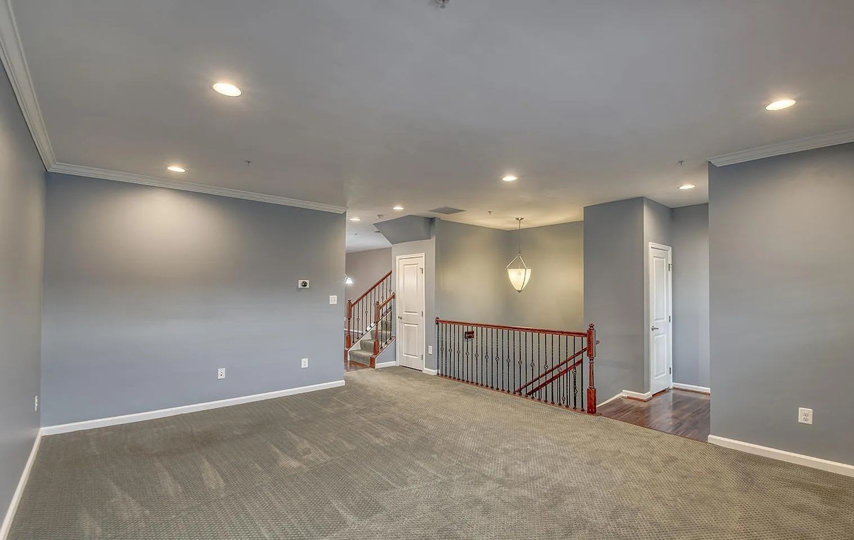 Stunning top level condo in Linton at Ballenger ready for your family – photo 4