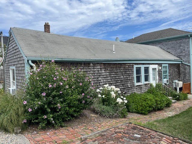 398 Commercial Street – photo 2