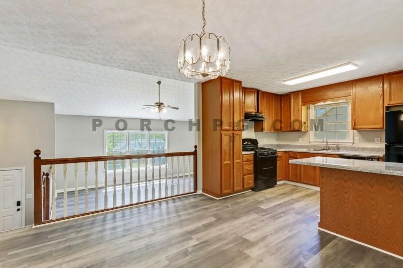 223 Sterling Trail – photo 2