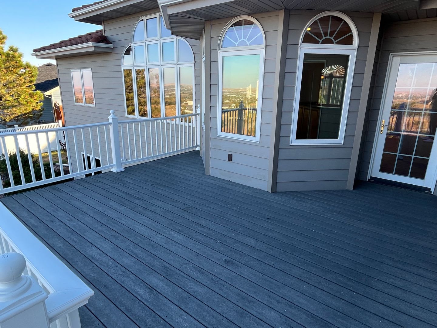 ~Applications Pending~ Beautiful Five-Bedroom, Three-Bathroom Home for Rent – photo 3