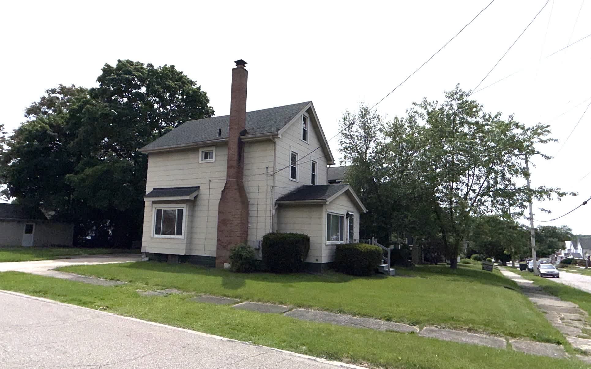 85 Smithsonian Street – photo 2