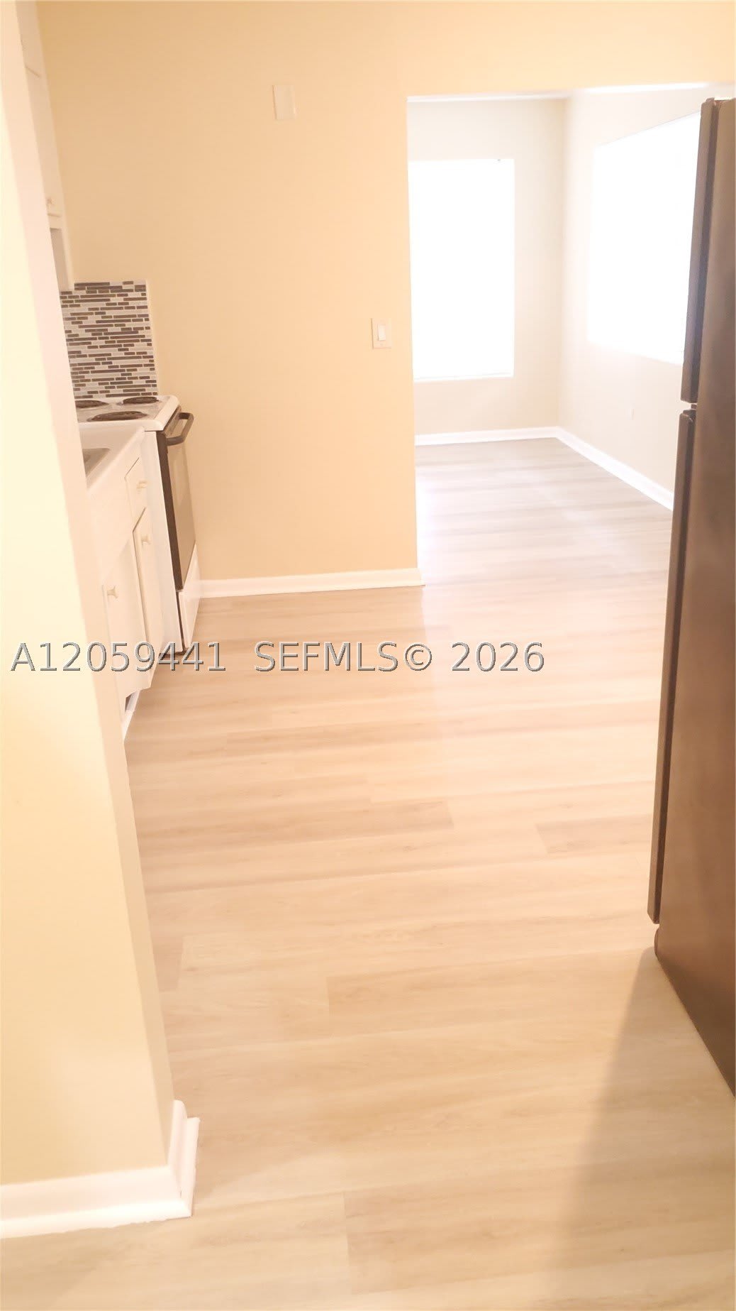 619 N D St – photo 5