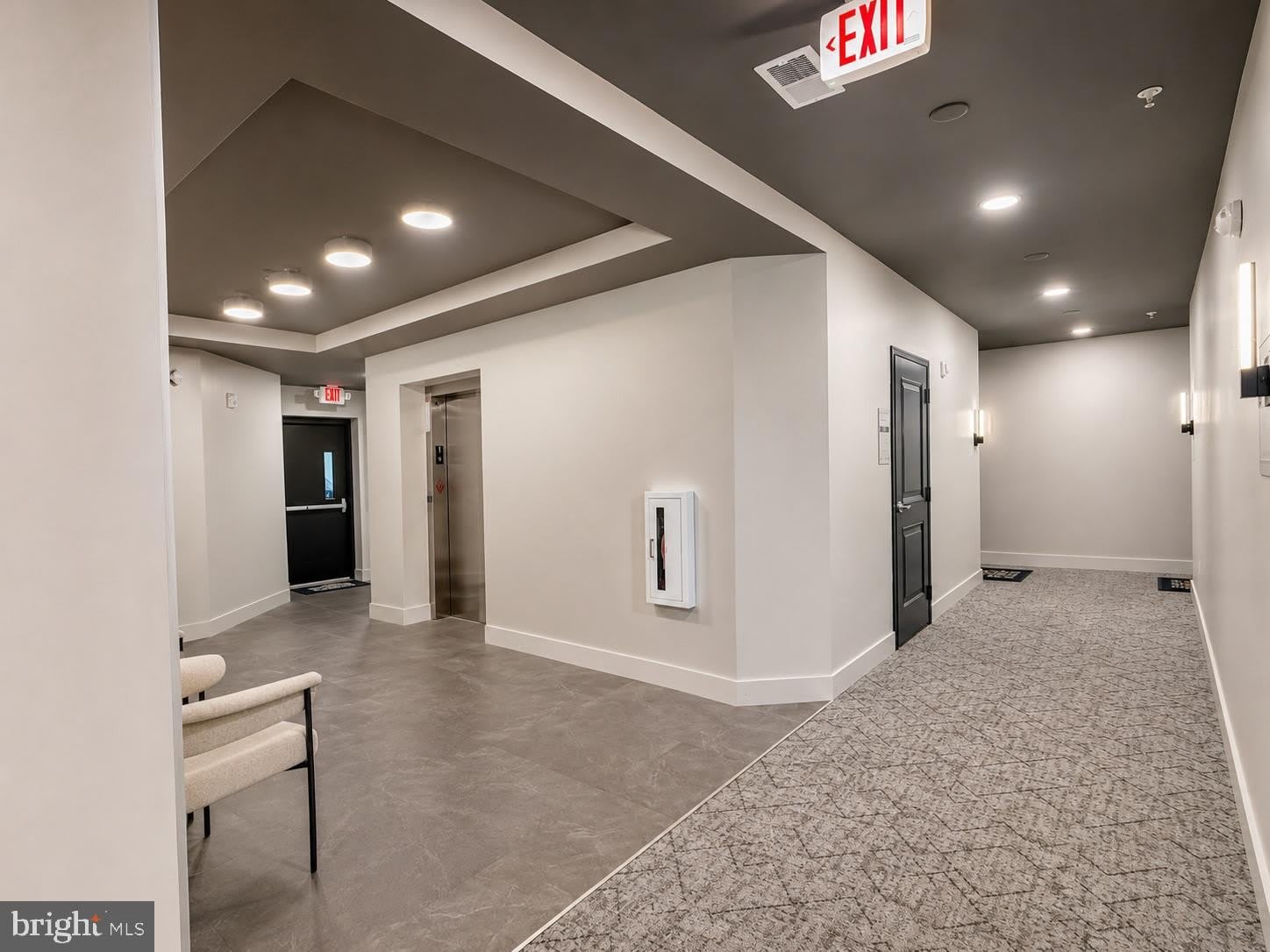 421 WASHINGTON Street – photo 4