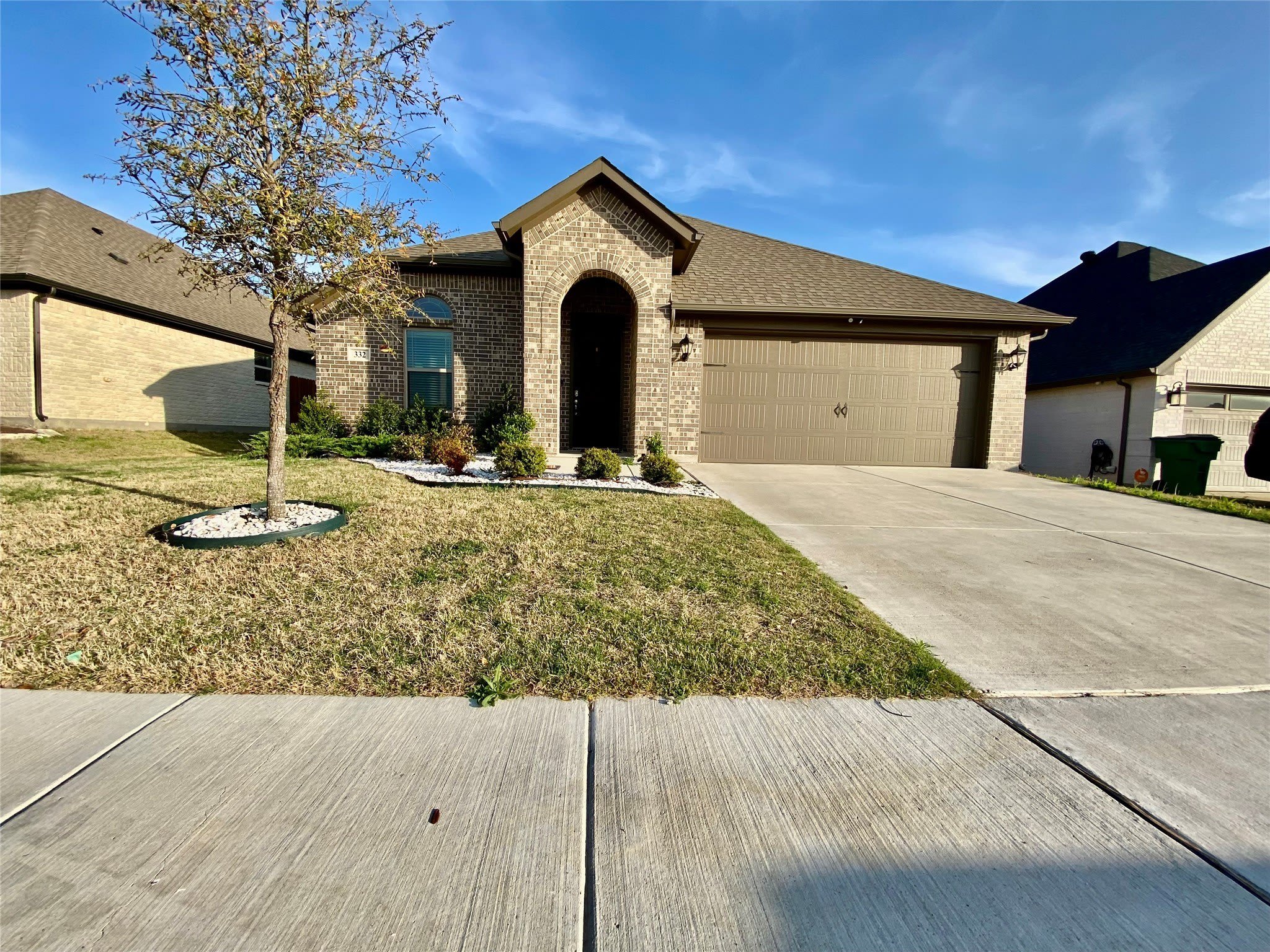 332 Paloma Street – photo 2