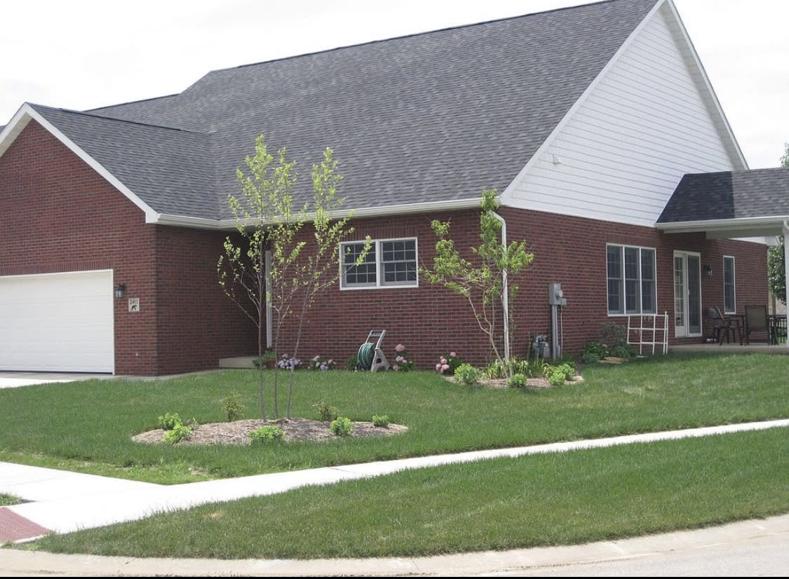 2401 Aaron Court – photo 1