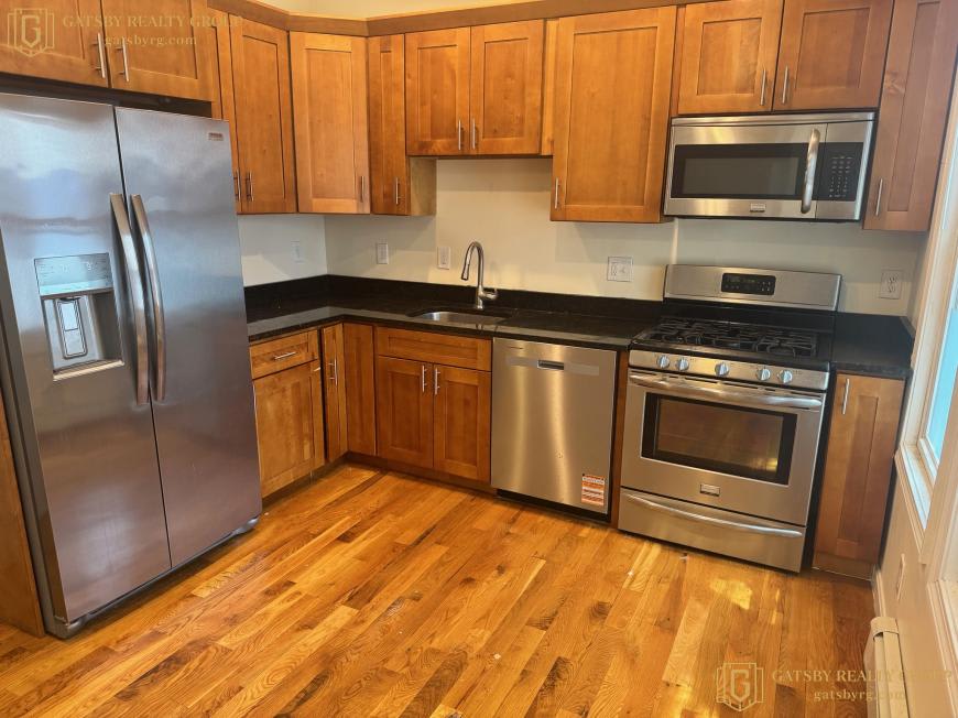 91 Tremont St – photo 3