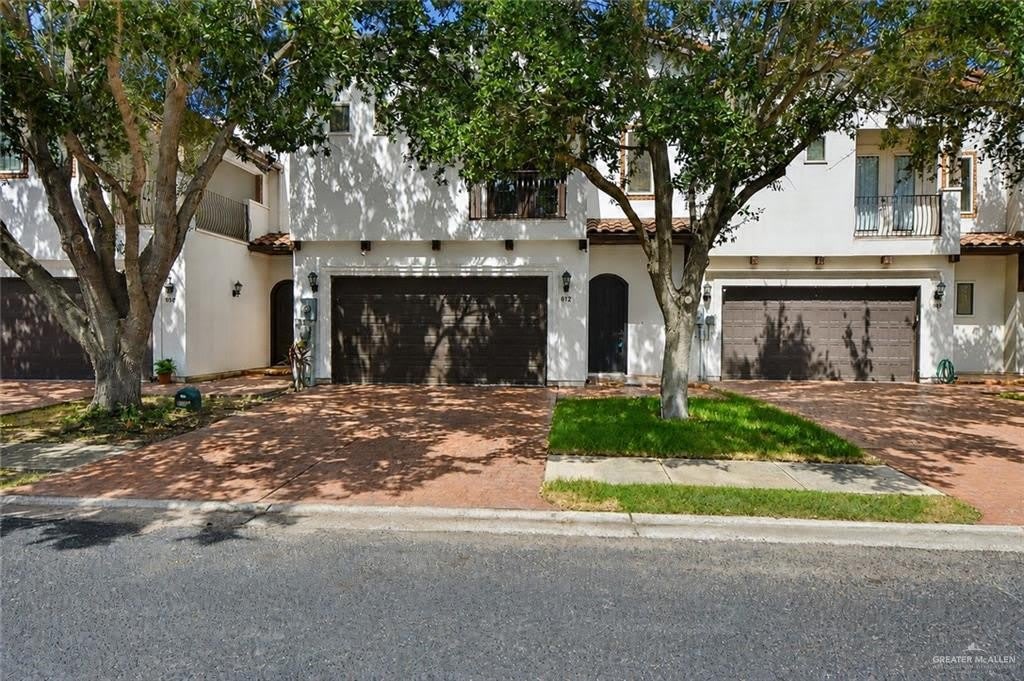 812 S 6th Street S – photo 1