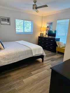 602 Northeast 37th Street – photo 3