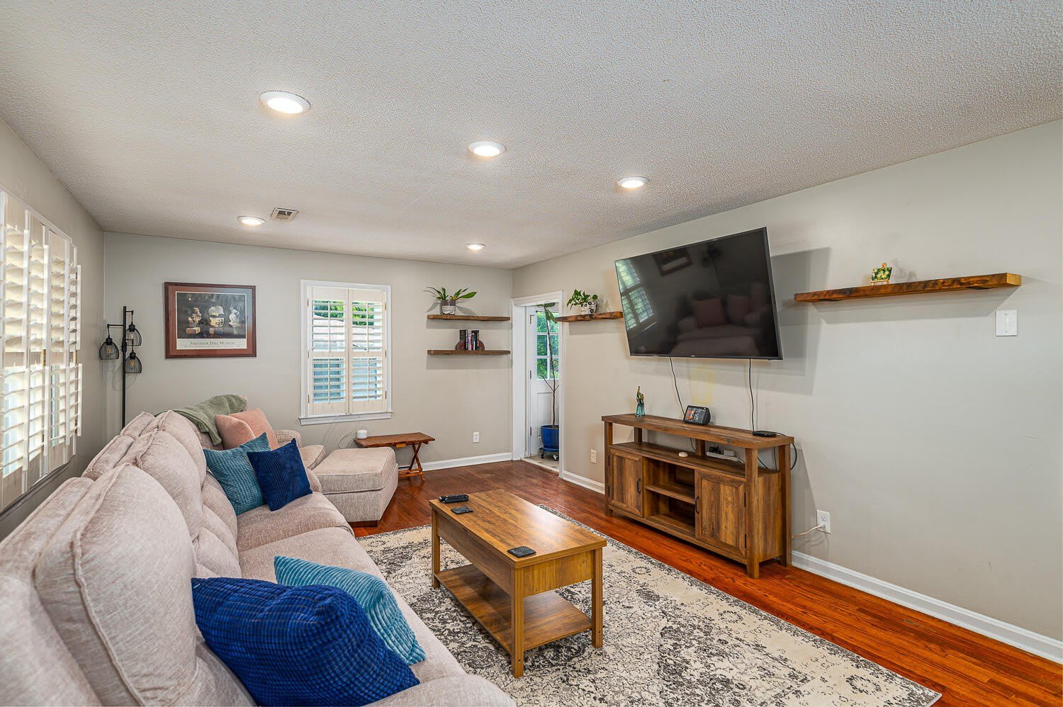 3902 Laird Lane – photo 3