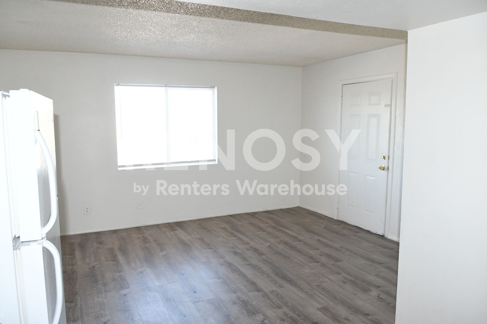 Ideal 1 Br 1 Ba Near Thomas and the 51 Behind the Children's Hospital in Phoenix – photo 2