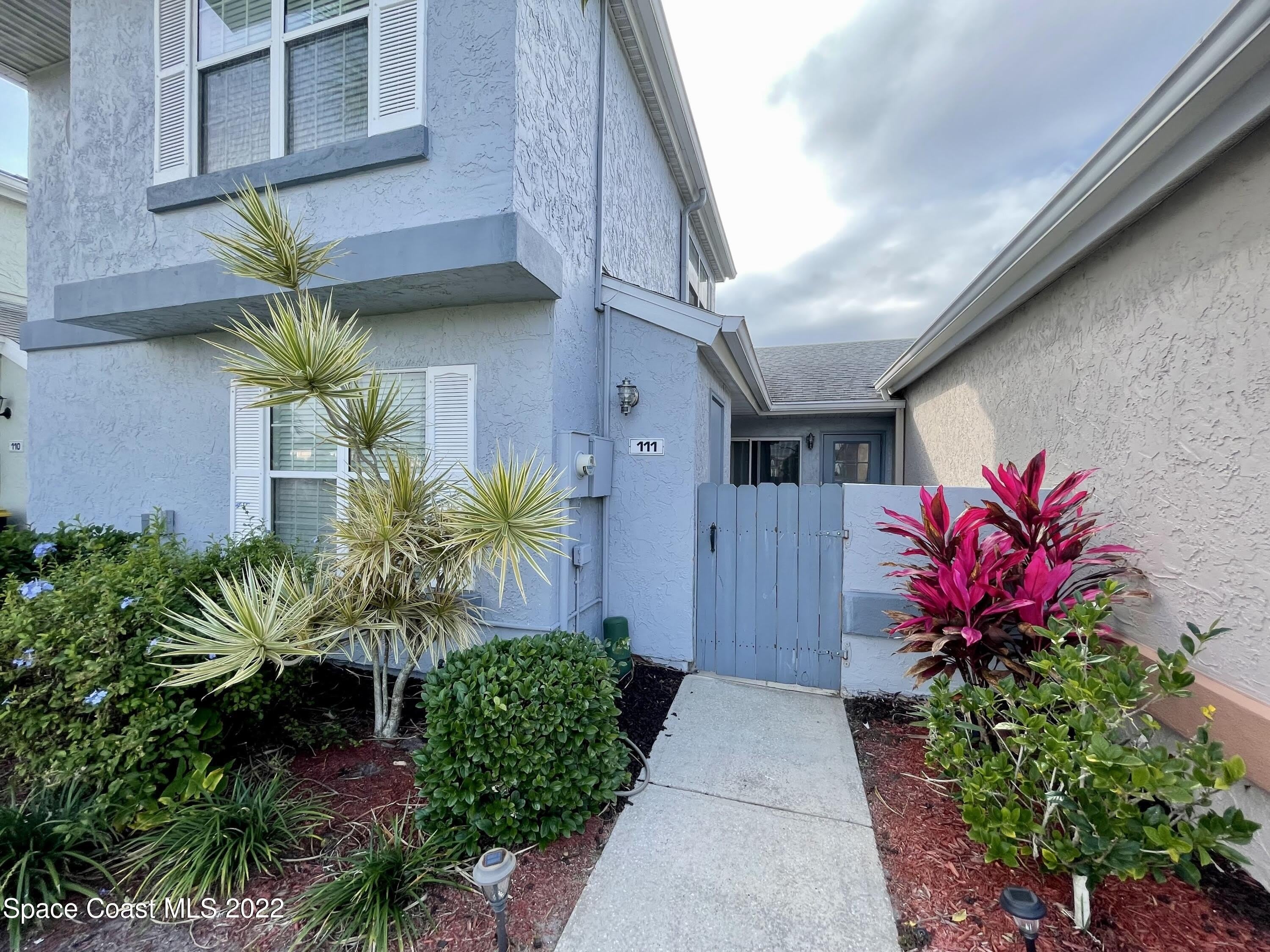 1425 Malibu Circle NE – photo 3