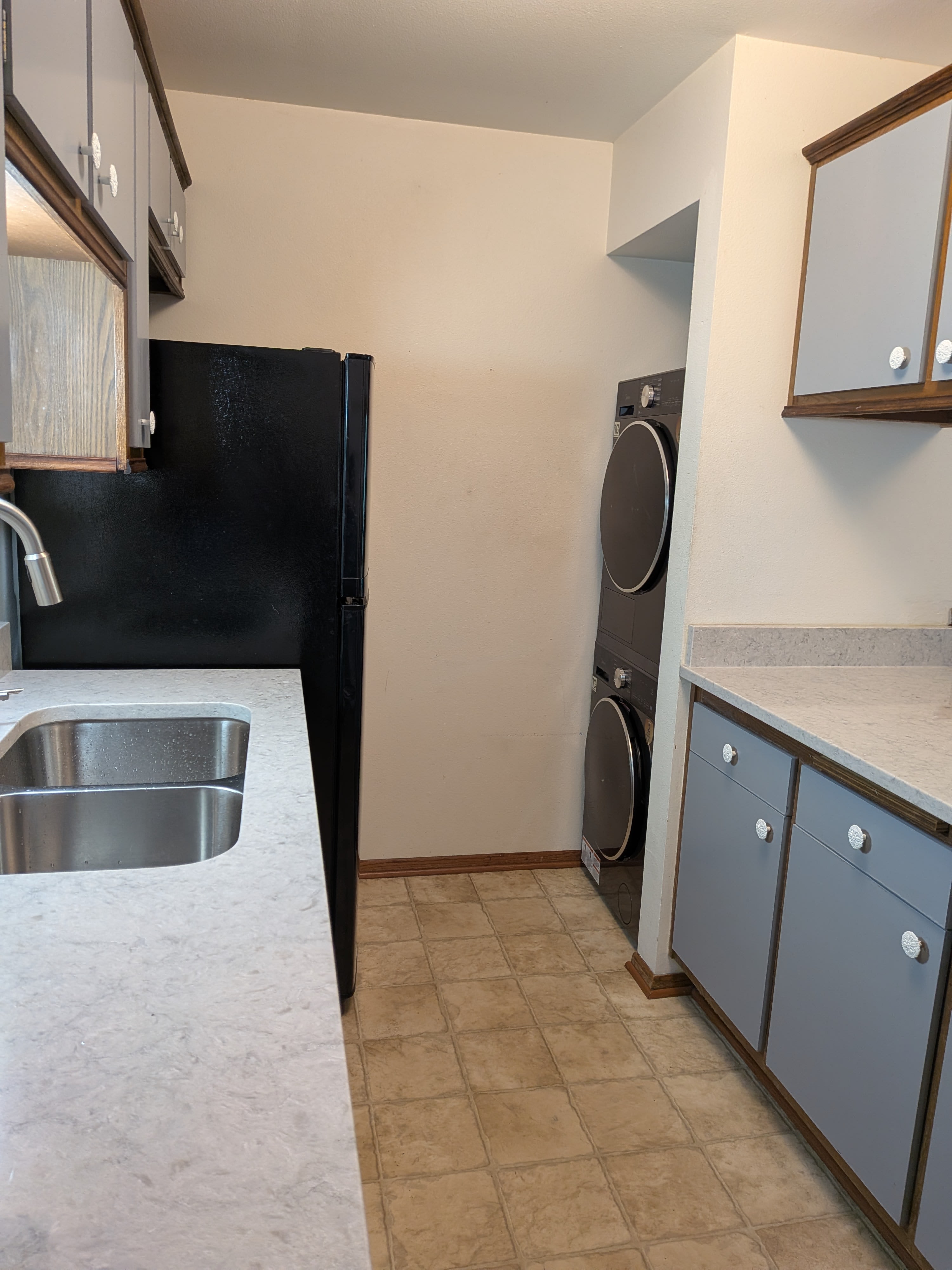 1684 South Carriage Lane – photo 3
