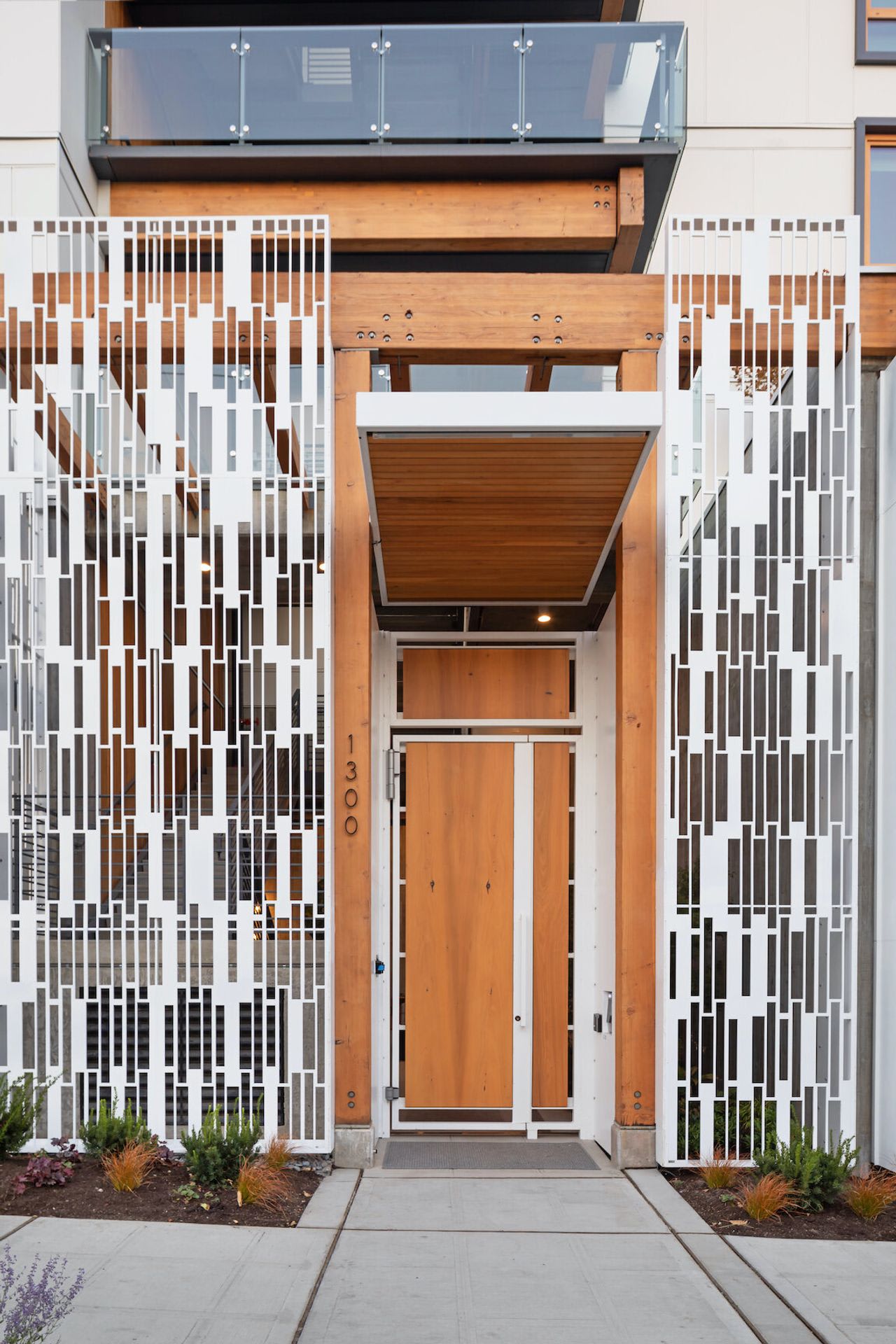 The Carlton Apartments – photo 1